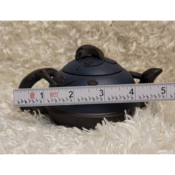 Vintage Yixing Zisha Clay Tea Pot - Picture 11 of 16